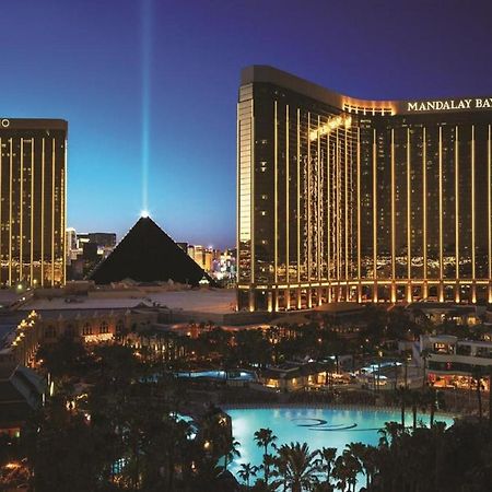 Mandalay Bay Resort And Casino By Suiteness Лас-Вегас Экстерьер фото